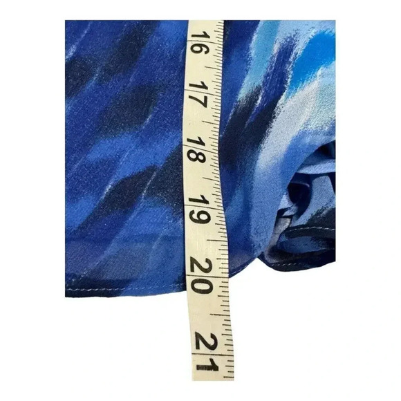 Calvin Klein Women’s Size 10 White And Blue Watercolor Print Flowy Skirt - Picture 5 of 5